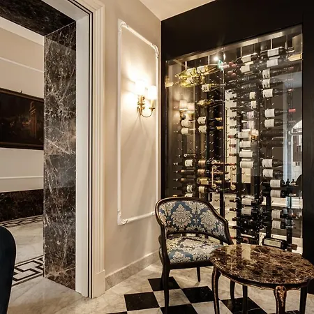 Hotel The Gomerino Valletta