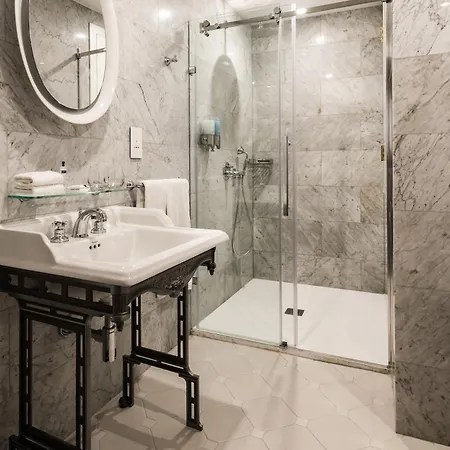 Отель The Gomerino 4*