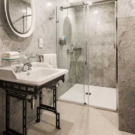 The Gomerino 4* Valletta