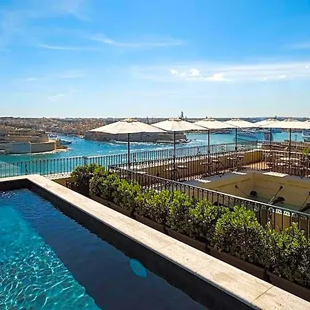 The Gomerino Hotel La Valletta