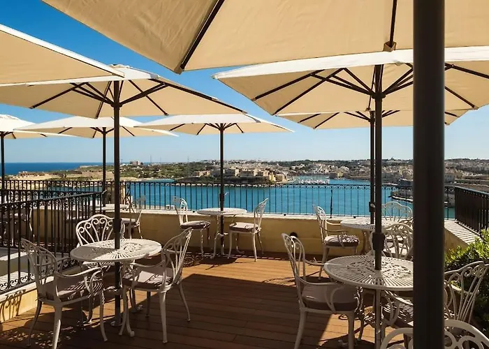 The Gomerino 4* Valletta