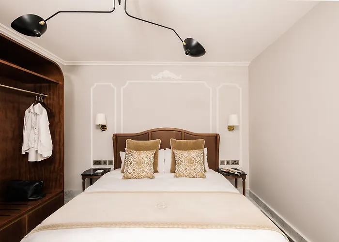 Отель The Gomerino 4*